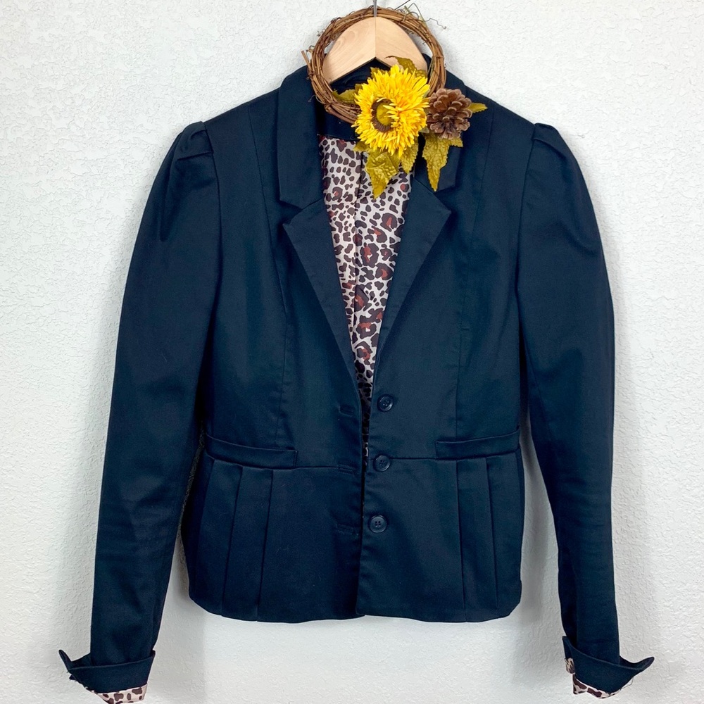 Peplum Fitted Blazer by H&M w Puffed Sleeves 🌟